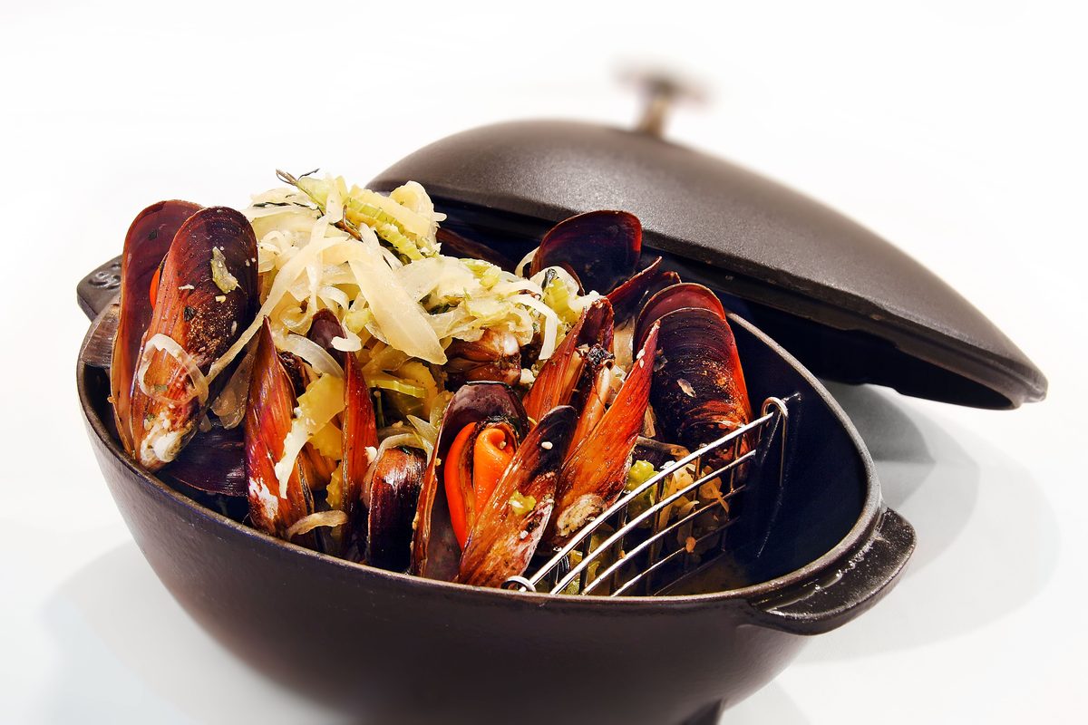 Black mussels